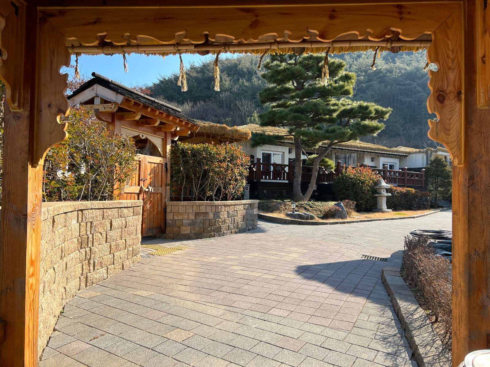 통영 한산 마리나 리조트 동남아 여행 온 느낌의 숙소 - 7