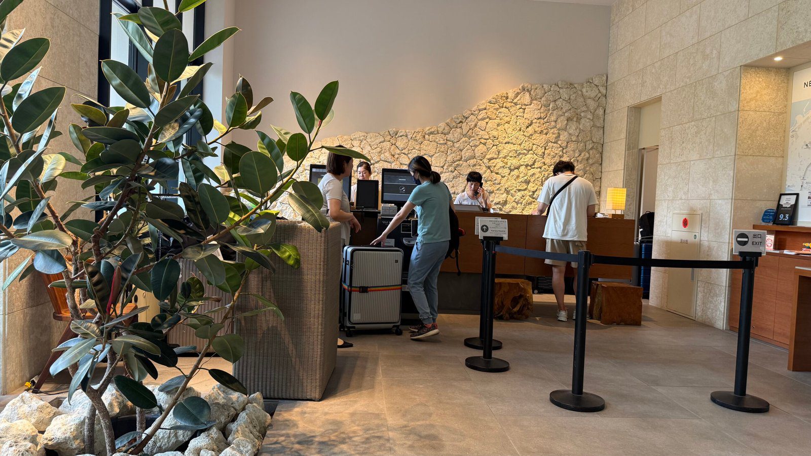 국제거리 호텔 스트라타 나하 유이레일과 가까운 숙소