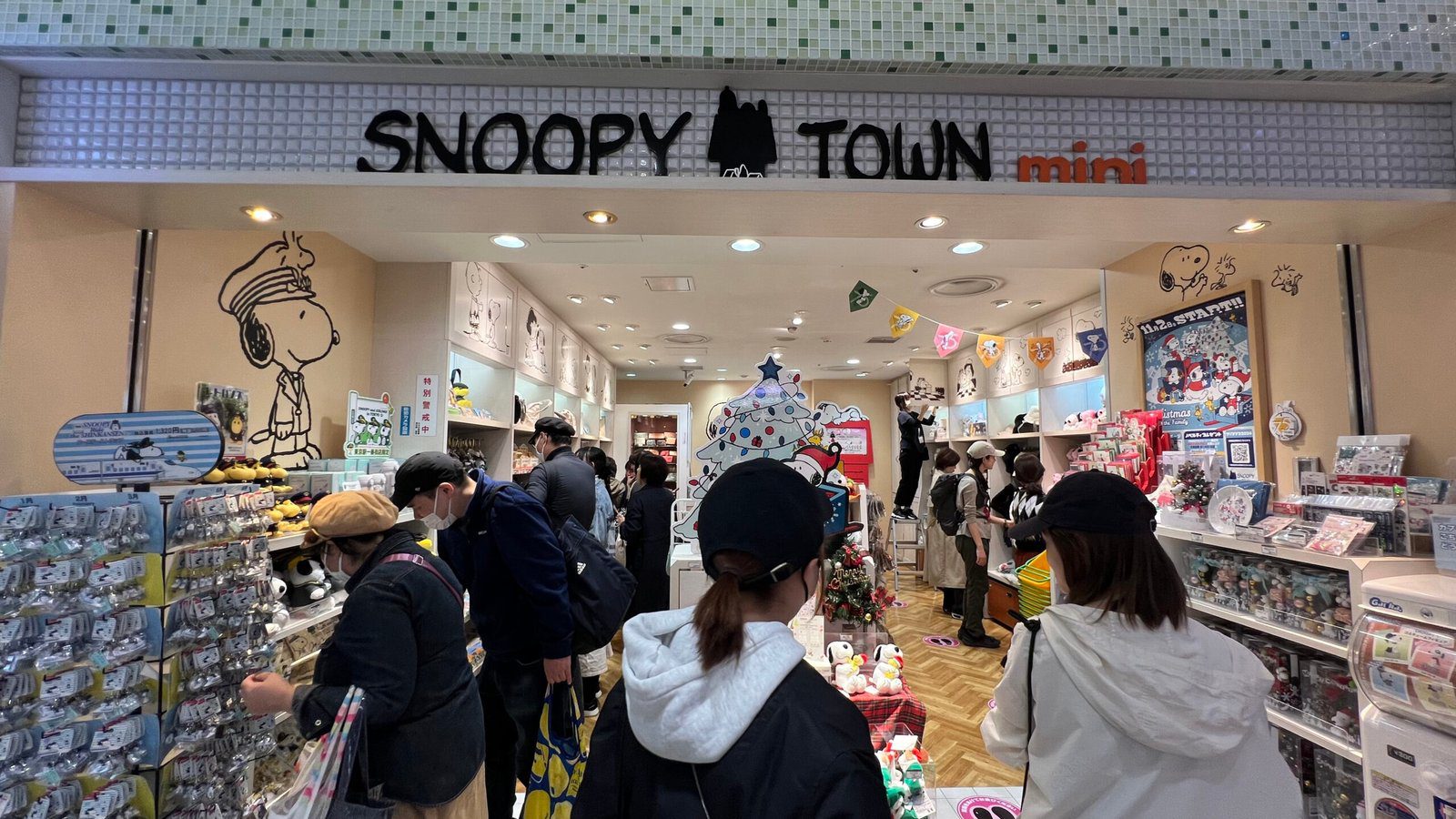 캐릭터 스트리트 도쿄역 쇼핑 스팟 추천 ┃ 위치 및 인기 매장 방문 후기 - 15