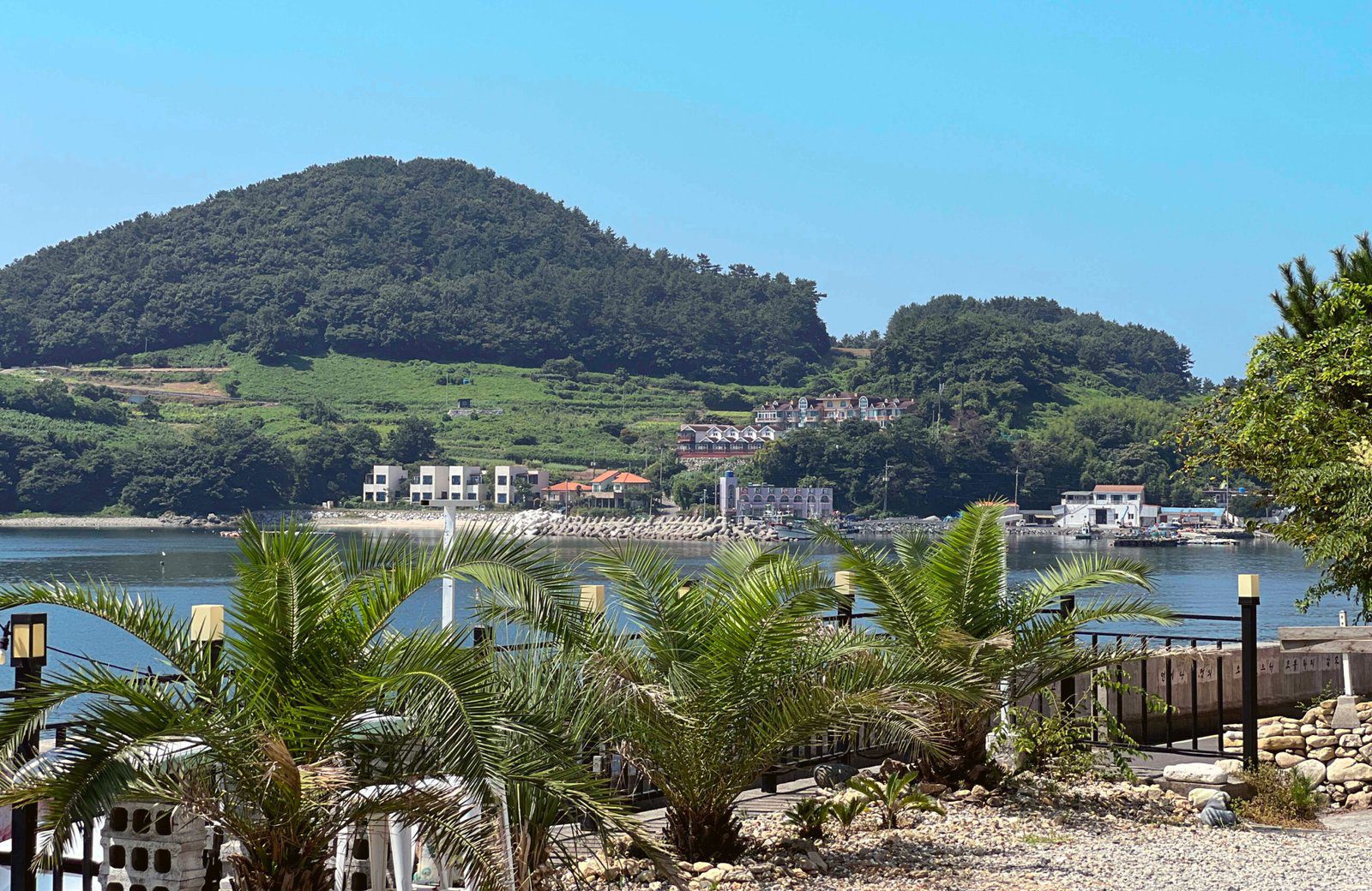남해여행 꼭 가봐야 할 10곳 맛집, 숙소, 명소 총정리 - 8
