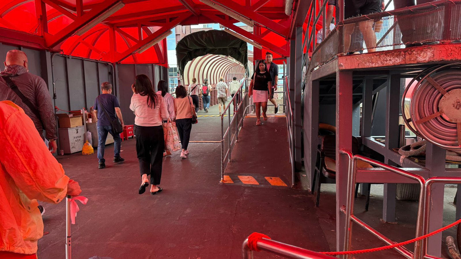 홍콩 터보젯 페리 타고 홍콩에서 마카오 이동하기┃홍콩마카오페리터미널에서 마카오 외항터미널 도착 후기 - 26