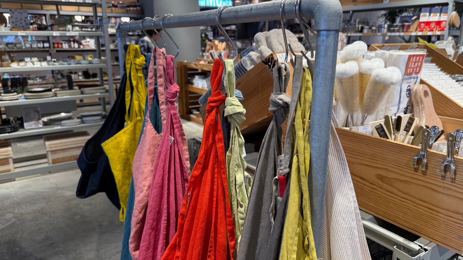 투데이즈 스페셜 교토 쇼핑 가이드┃감성 가득한 교토 인테리어 소품샵 추천 아이템 투데이즈 스페셜 교토 린넨앞치마